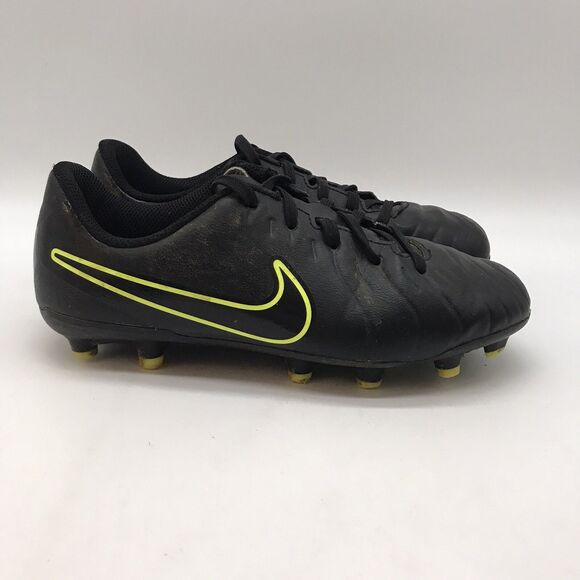 Nike Jr. Tiempo Legend 10 Club Little/Big Kids 2.5Y Soccer Cleats  DV4352-001 - Picture 1 of 11